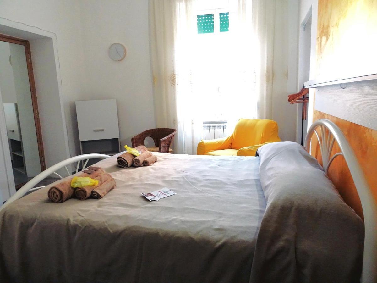 Bed & Breakfast A Capua Adiacente Al Duomo - Il Vicolo Екстер'єр фото